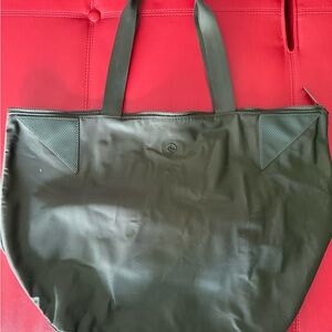 Lulu dark green Tote Bag